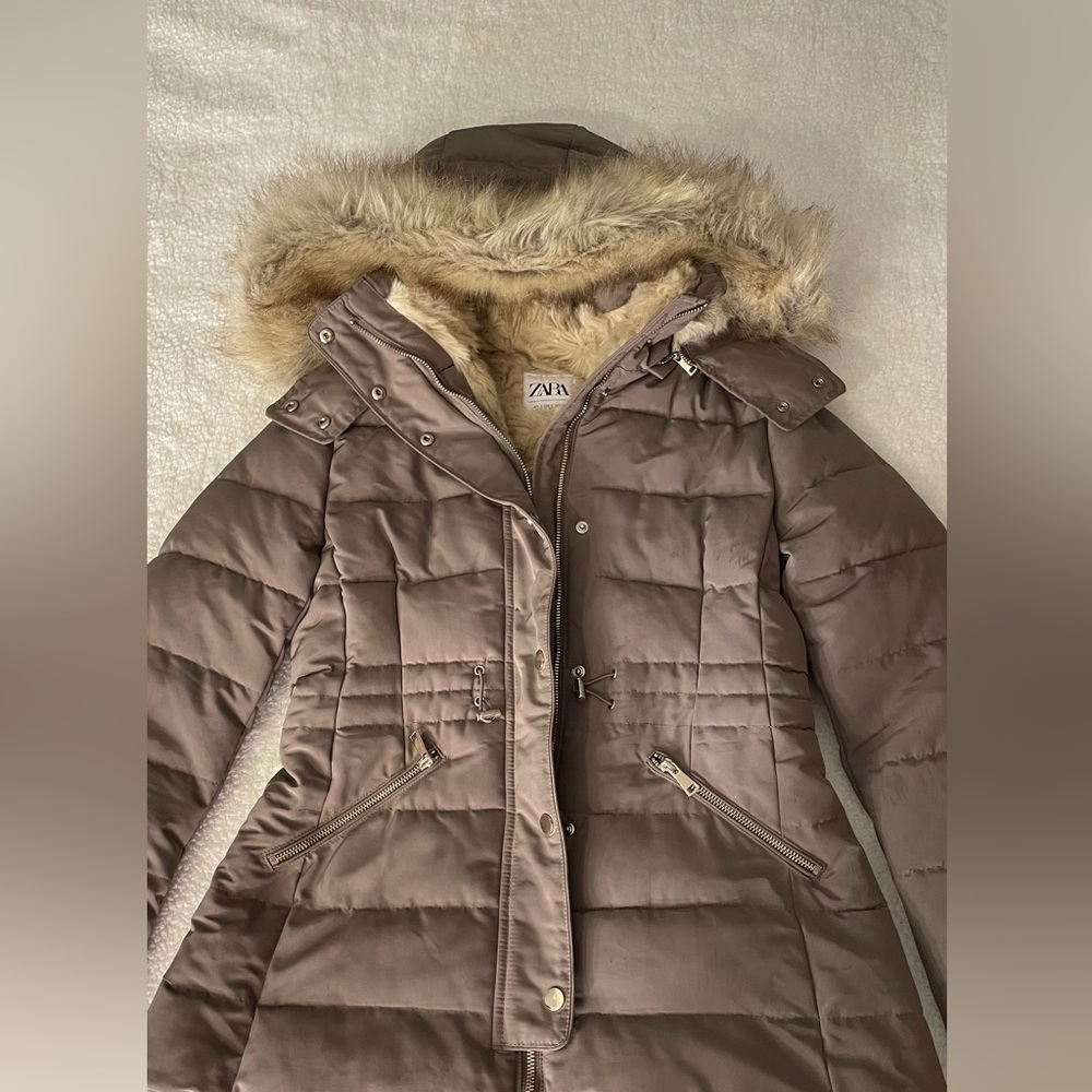 Zara Women's Tan Puffer Jacket with Faux Fur Trim